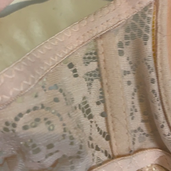 Used bra - Picture 5 of 7